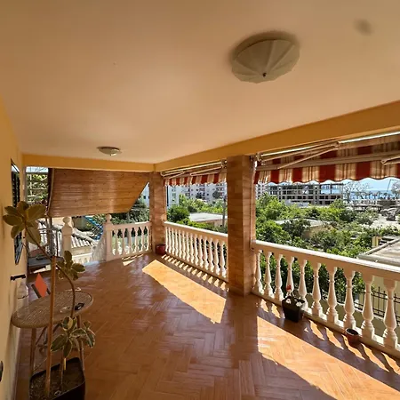 Villa Vila Leskaj