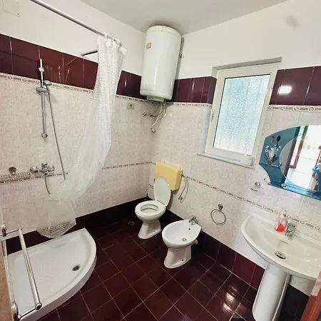 Vila Leskaj Villa Vlore