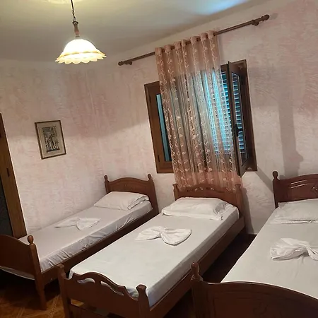 Vila Leskaj Willa Wlora